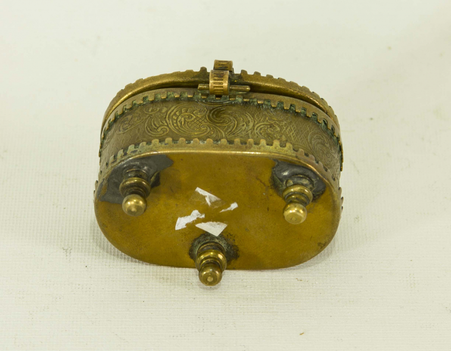 KRİSTAL CAMLI BRONZ MÜCEVHER KUTUSU