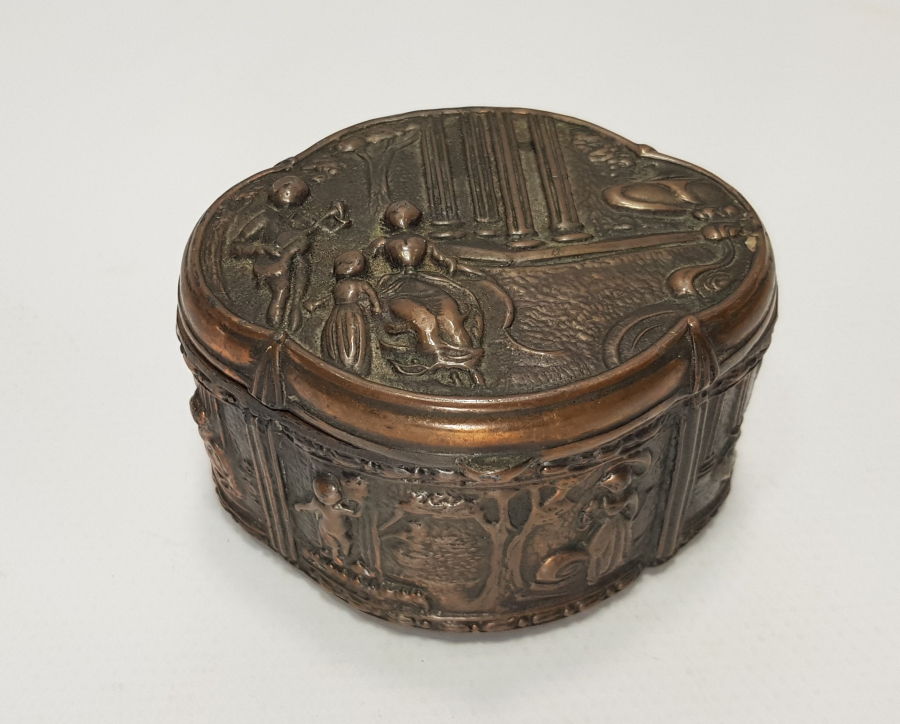 TUTYA MÜCEVHER KUTUSU 