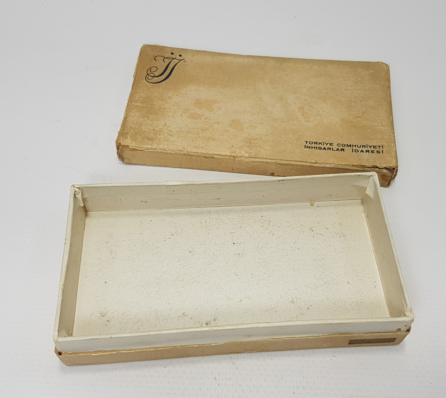 İSMET İNÖNÜYE ÖZEL YAPILMIŞ SİGARA KUTUSU