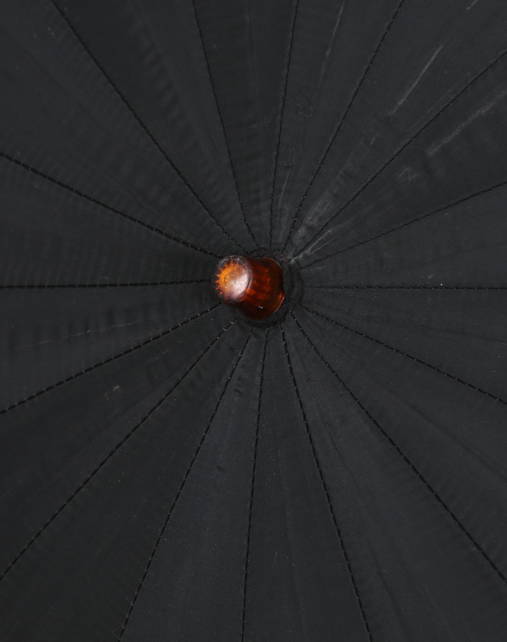 SAPI KATALİNDEN MAMUL ANTİKA ÇİL KONDİSYONDA ŞEMSİYE