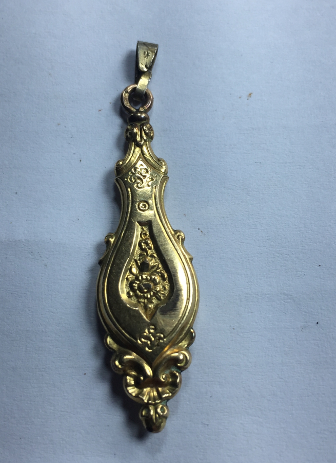 ÜZERİ MİNELİ 1900 BAŞLARI ALTIN KOLYE