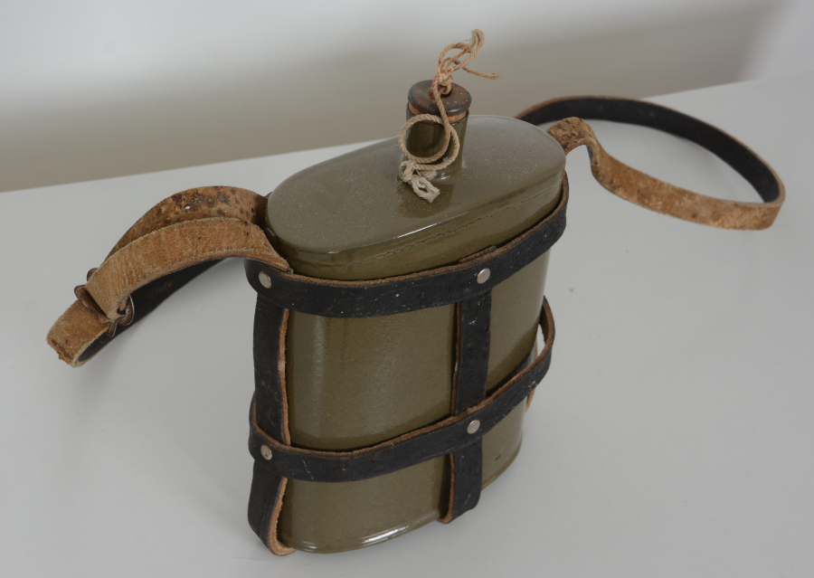 1. DÜNYA SAVAŞI DÖNEMİ ÇİL KONDİSYONDA EMAYE MATARA