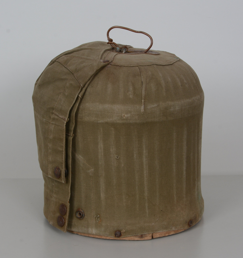 OSMANLI DÖNEMİ İŞLEMELİ KEKLİK KAFESİ KUMAŞ KORUMASIYLA