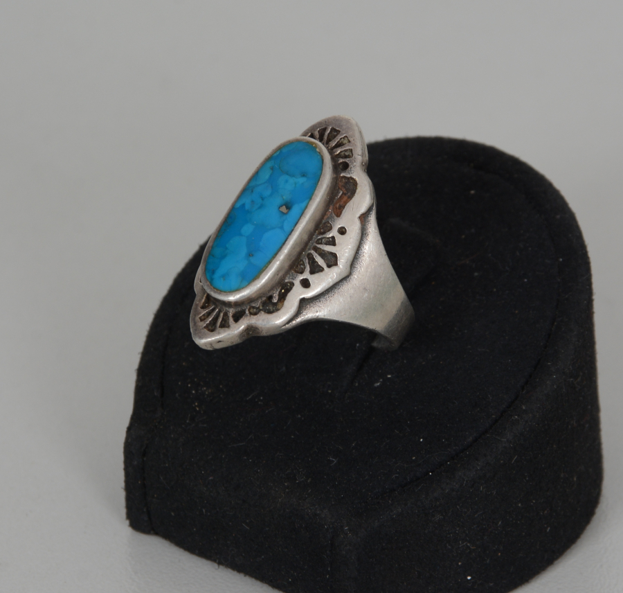 ÖZEL YAPIM TURKUAZ TAŞLI VE ALTINLI GÜMÜŞ YÜZÜK