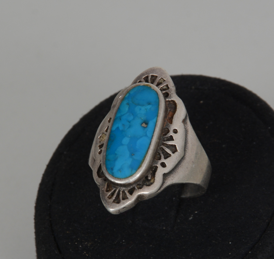 ÖZEL YAPIM TURKUAZ TAŞLI VE ALTINLI GÜMÜŞ YÜZÜK