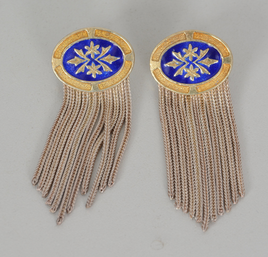 925 AYAR GÜMÜŞTEN MAMUL MİNELİ KÜPE