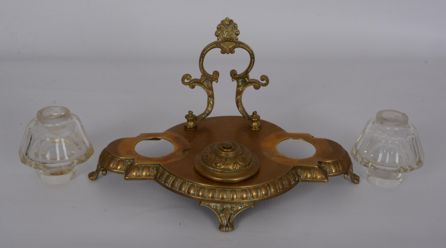 ART NOUVEAU HOKKA TAKIMI 