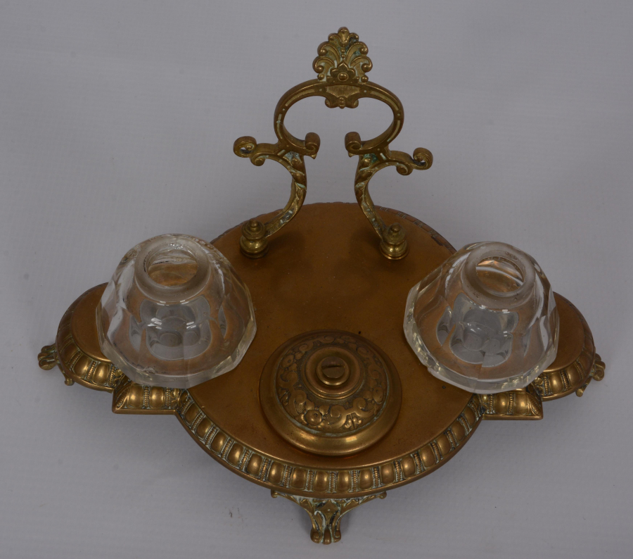 ART NOUVEAU HOKKA TAKIMI 