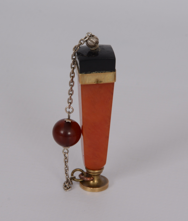 KEHRİBAR ÇAKMAK VE MÜHÜR