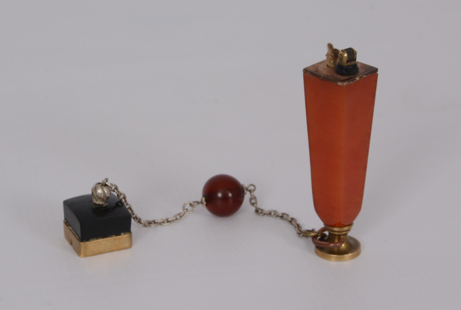 KEHRİBAR ÇAKMAK VE MÜHÜR