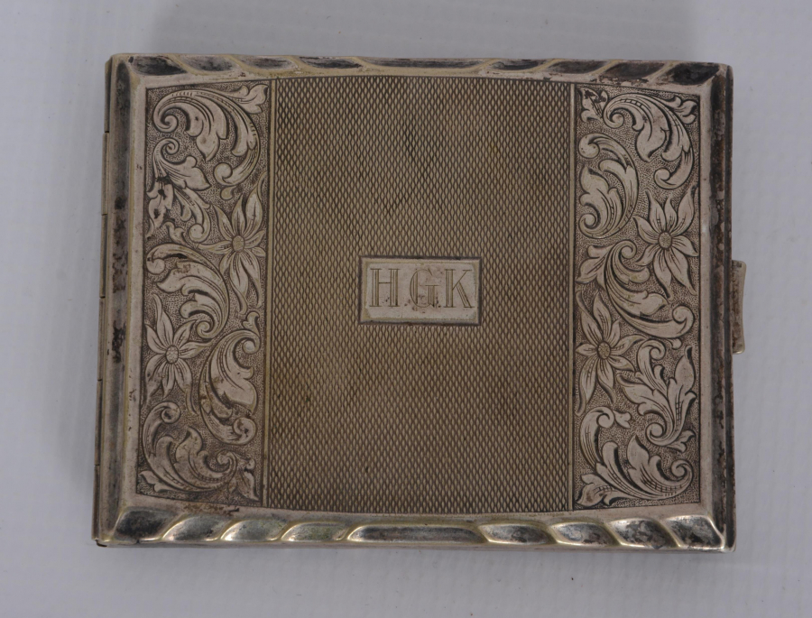 HGK İNİSİYALLİ ALPAKA TÜTÜN TABAKASI 