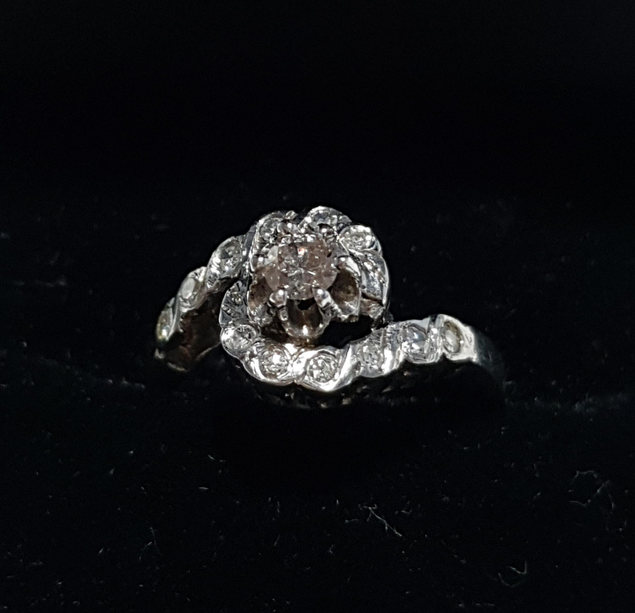 PIRLANTA TAŞLI PLATİN YÜZÜK 