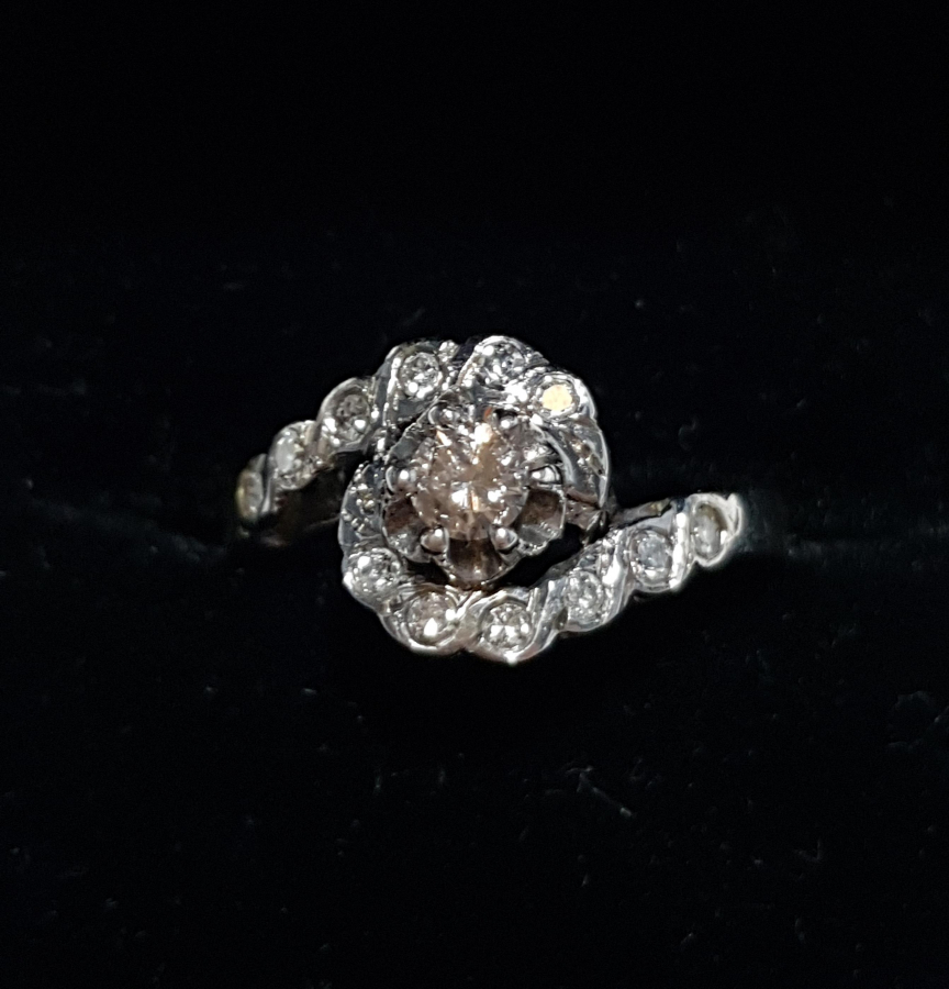 PIRLANTA TAŞLI PLATİN YÜZÜK 