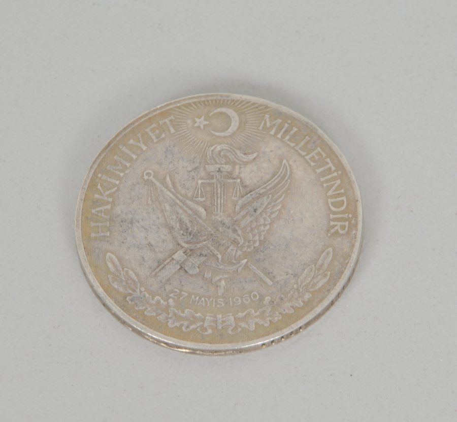 1960 YILI GÜMÜŞ DARBE PARASI
