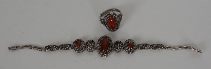 GÜMÜŞ BİLEKLİK VE YÜZÜK TAKIMI