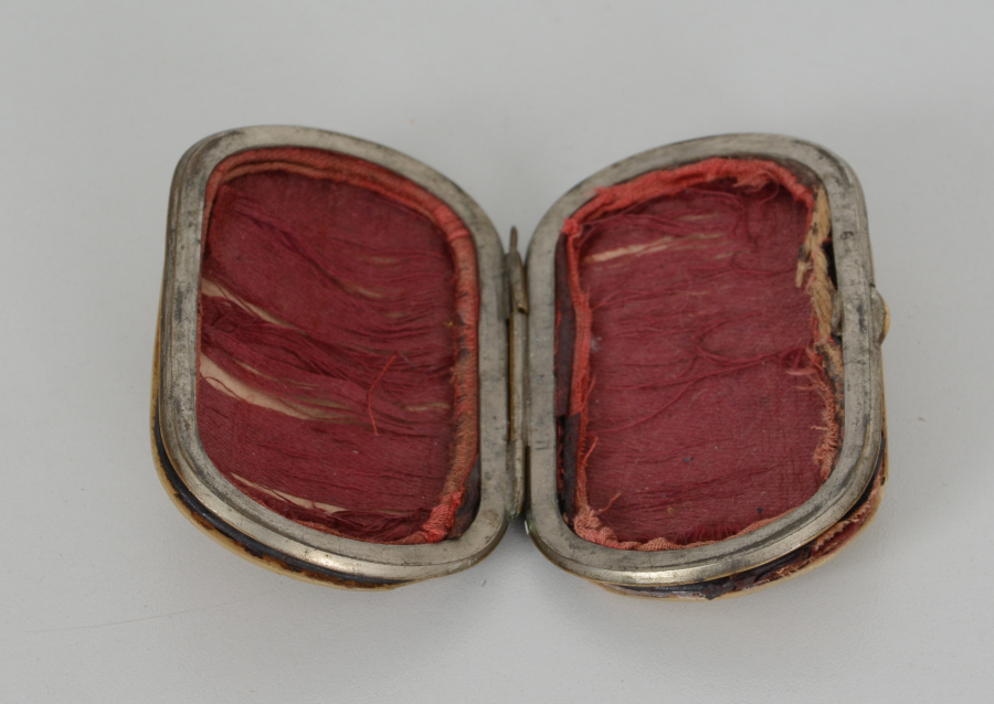 OSMANLI DÖNEMİ SEDEF İŞÇİLİKLİ BOZUK PARA CÜZDANI