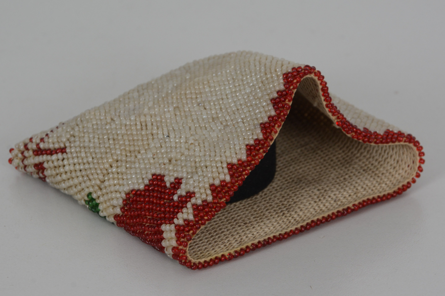 ÜZERİ OSMANLICA AFİYET OLSUN EFENDİM YAZILI BONCUK İŞİ OSMANLI DÖNEMİ BARDAKLIK