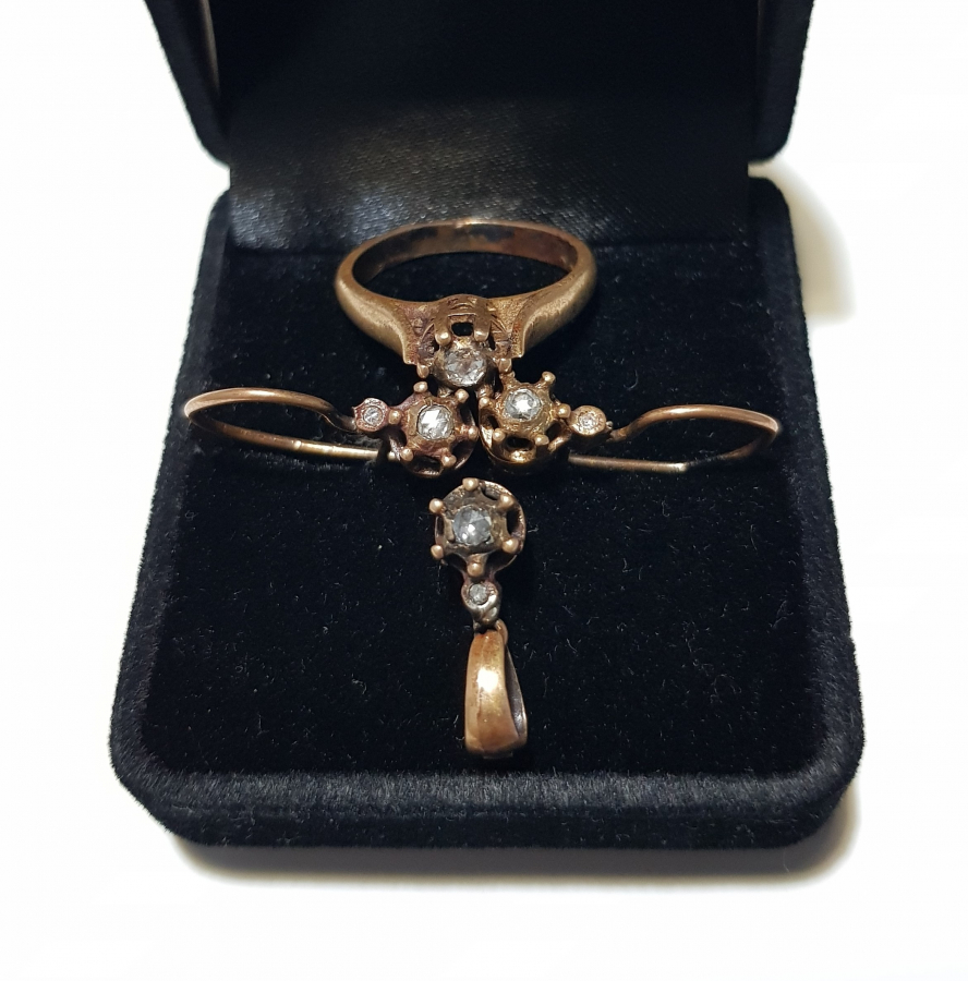 ELMAS TAŞLI YÜZÜK, KÜPE, KOLYE UCU SET