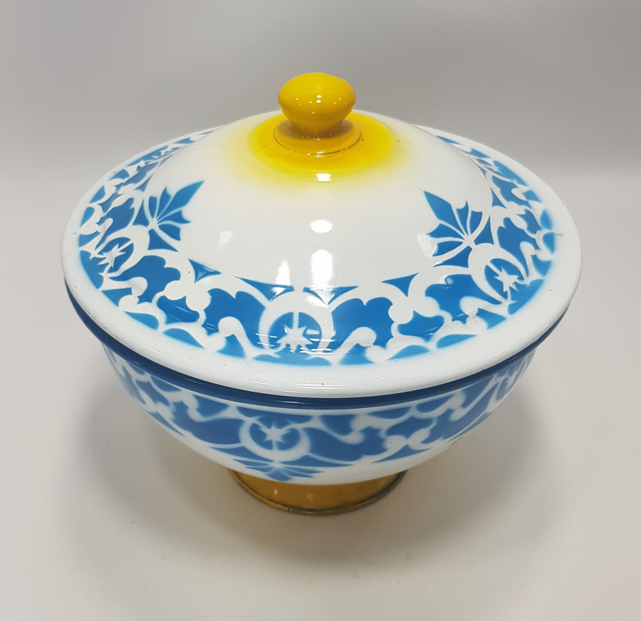 OSMANLI DÖNEMİ AY YILDIZLI KAPAKLI EMAYE TAS