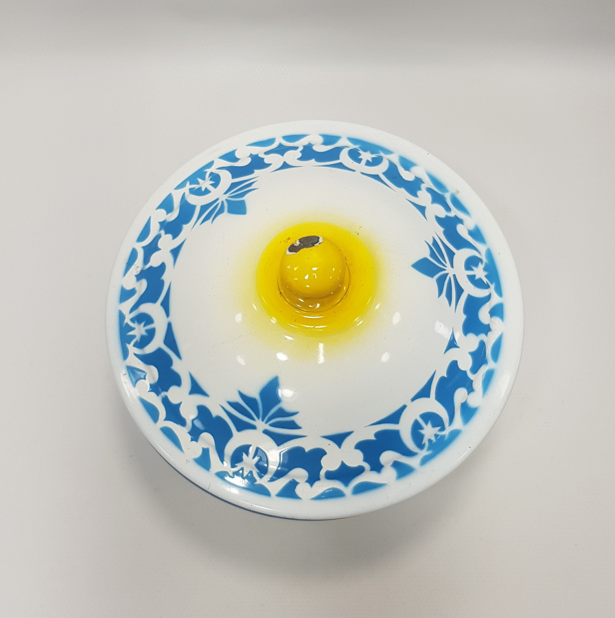 OSMANLI DÖNEMİ AY YILDIZLI KAPAKLI EMAYE TAS