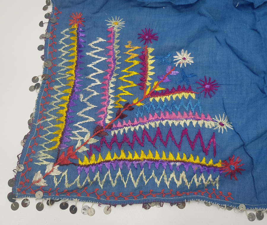 OSMANLI DÖNEMİ İŞLEMELİ BAŞ ÖRTÜSÜ