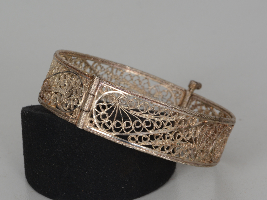 OSMANLI DÖNEMİ TELKARİ İŞÇİLİKLİ GÜMÜŞ BİLEZİK