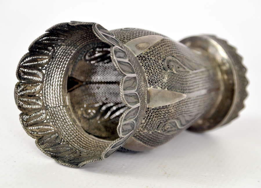 OSMANLI DÖNEMİ TELKARİ İŞÇİLİKLİ GÜMÜŞ VAZO