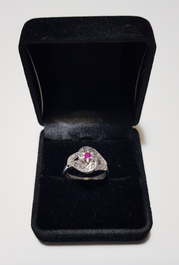 PIRLANTA TAŞLI PLATİN TÜZÜK 