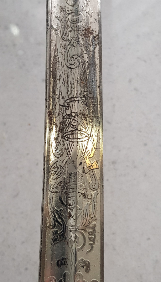 ÜZERİ GRAVÜRLÜ VE YAZILI OSMANLI SUBAY MERASİM KILICI 