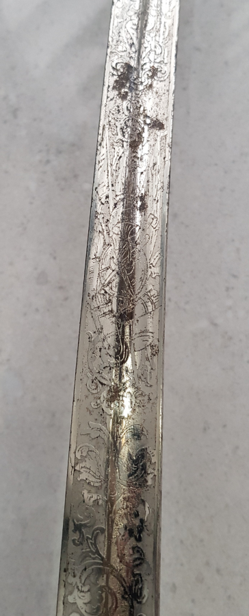 ÜZERİ GRAVÜRLÜ VE YAZILI OSMANLI SUBAY MERASİM KILICI 