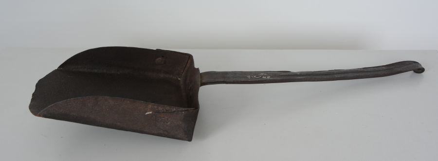 OSMANLI DÖNEMİ GÜMÜŞ ÇAKMALI 1800 BAŞLARI NADİR ŞÖMİNE KÜREĞİ