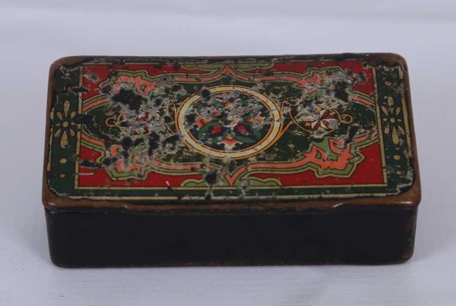 OSMANLI DÖNEMİ PAPİER MACHE TÜTÜN TABAKASI