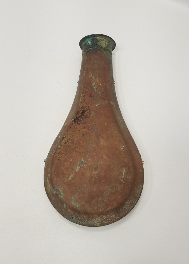 1800'LERDEN AVRUPA YAPIMI GRAVÜRLÜ BARUTLUK