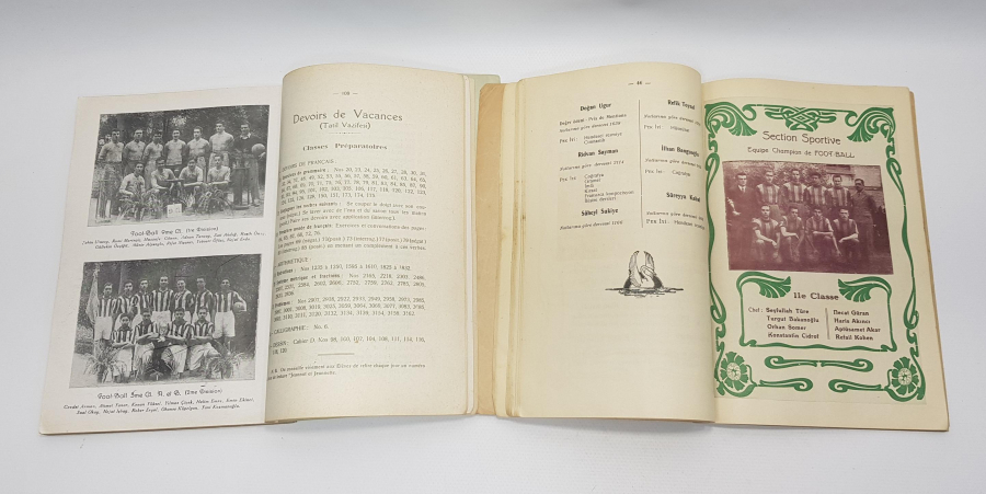 SEN JOZEF LİSESİ 1941 VE 1943-1944 YILLARINA AİT İKİ ADET YILLIK