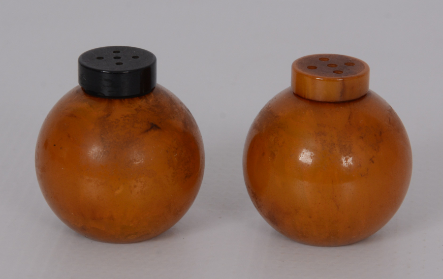 BİR ÇİFT KATALİN BAHARATLIK 