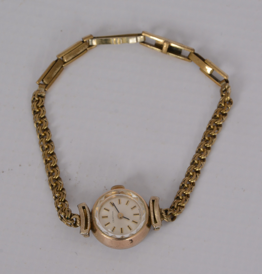 CERTİNA MARKA ALTIN KAPLAMA KURMALI BAYAN KOL SAATİ