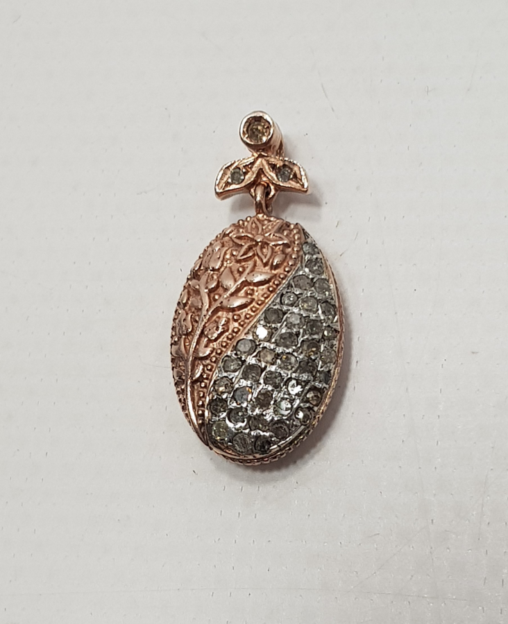 PIRLANTA TAŞLARLA SÜSLÜ KOLYE UCU 