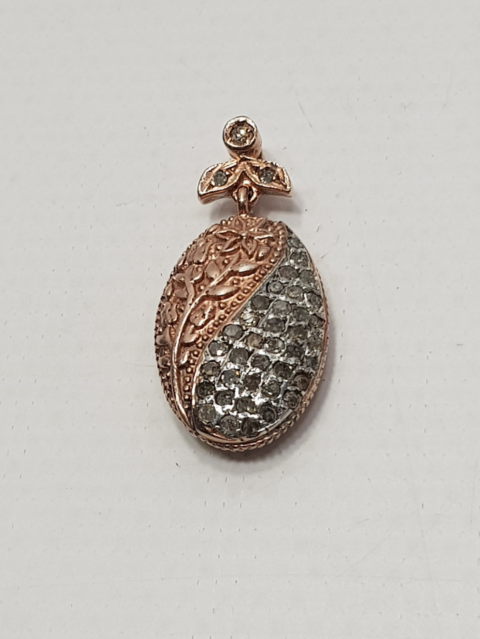 PIRLANTA TAŞLARLA SÜSLÜ KOLYE UCU 