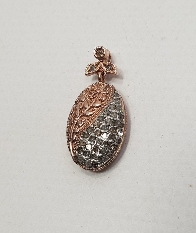 PIRLANTA TAŞLARLA SÜSLÜ KOLYE UCU 