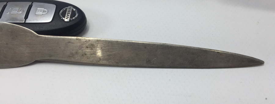 GÜMÜŞ ZARF AÇACAĞI