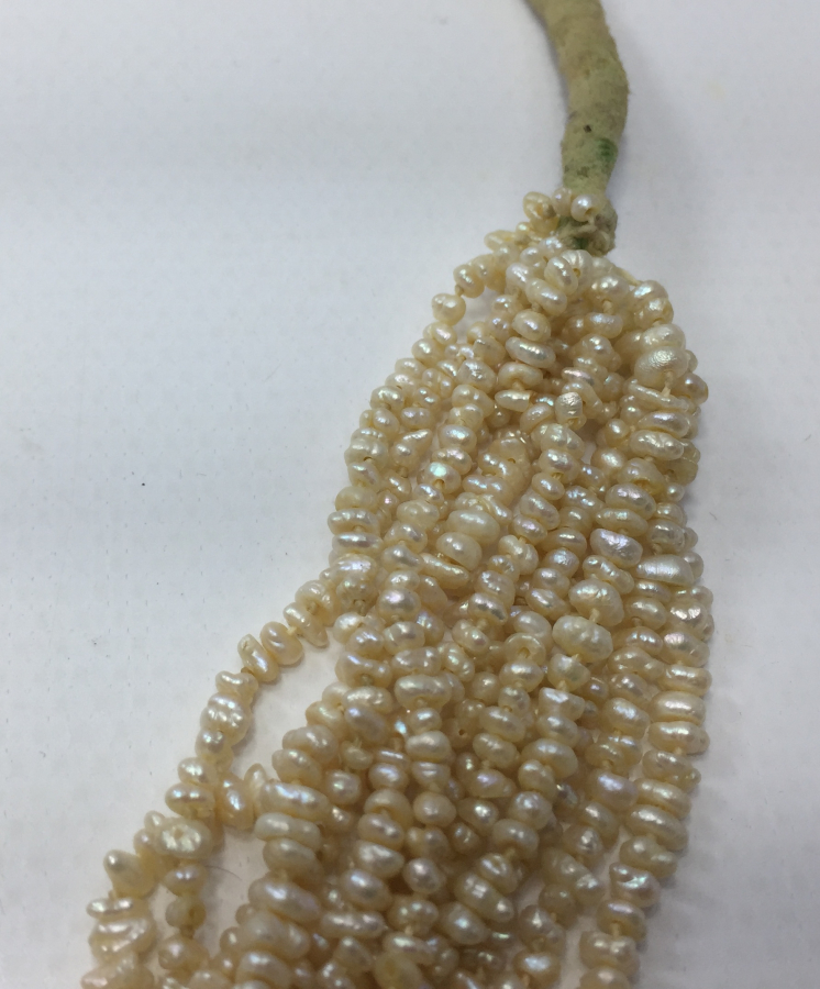 OSMANLI DÖNEMİ MERCANLARLA SÜSLÜ KUM İNCİ