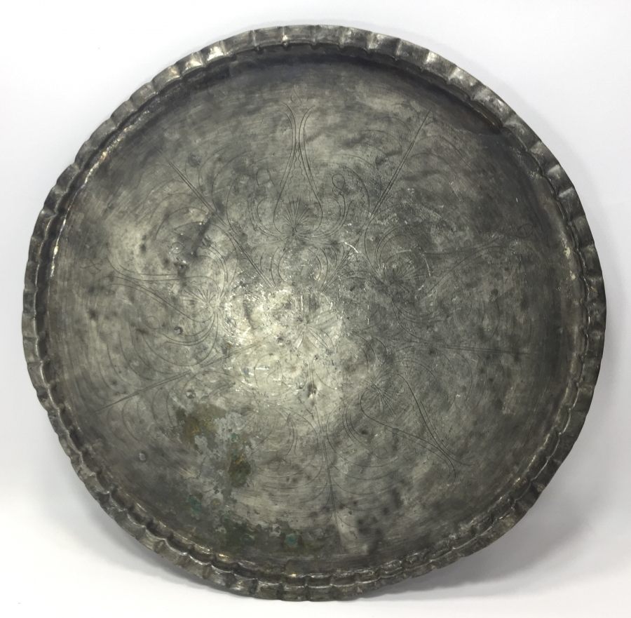 OSMANLI DÖNEMİ ÜZERİ KALEM İŞÇİLİKLİ VE YAZILI TEPSİ