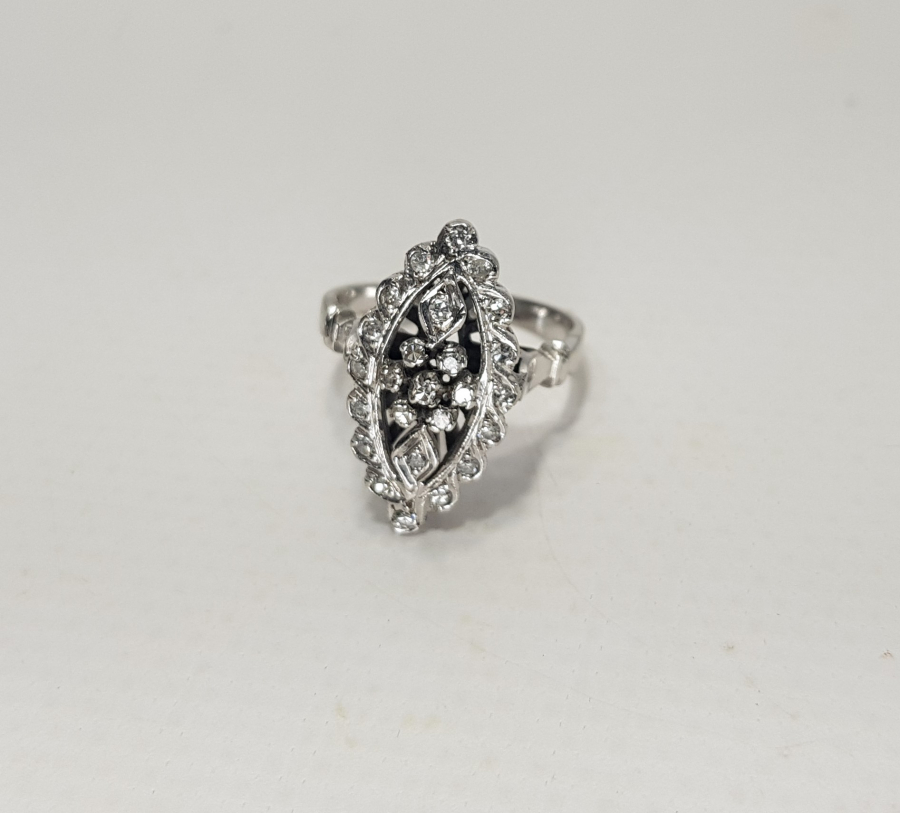 PIRLANTA TAŞLI PLATİN YÜZÜK