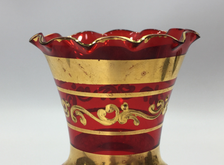 ÜZERİ MİNE İŞÇİLİKLİ MİNİ AVRUPA CAM OBJE