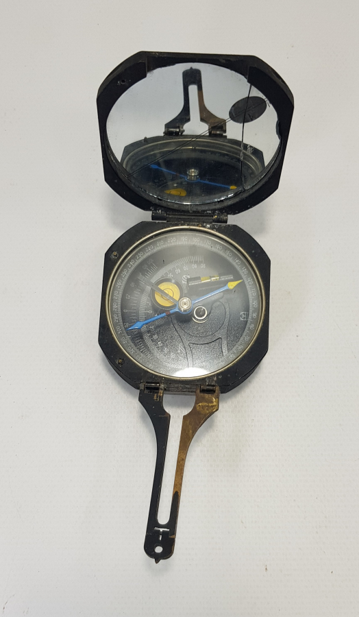 2. DÜNYA SAVAŞI DÖNEMİ JAPON YAPIMI PUSULA VE KERTERİZ ALETİ