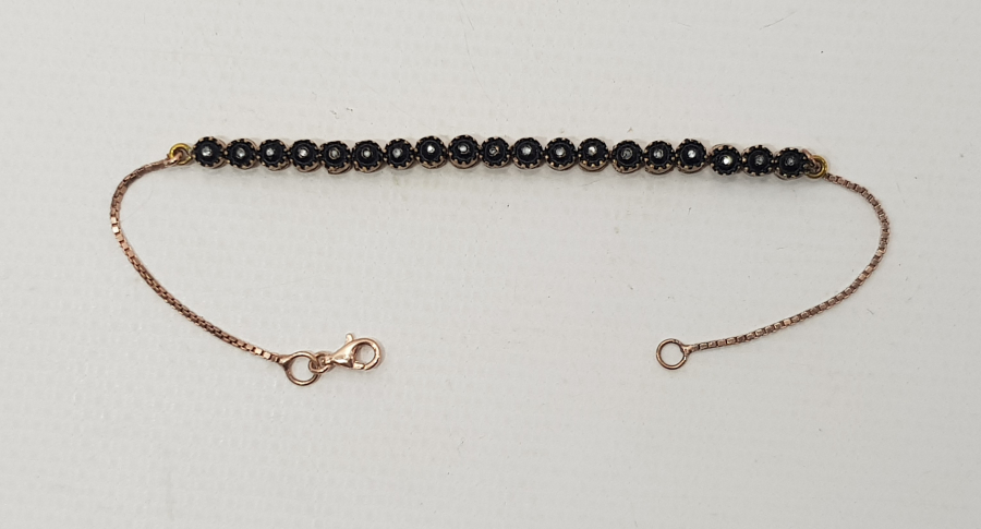 PIRLANTA TAŞLARLA SÜSLÜ BİLEKLİK