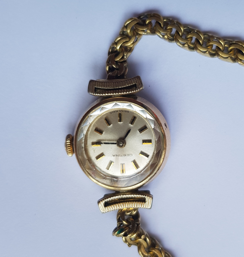 CERTİNA MARKA ALTIN KAPLAMA KURMALI BAYAN KOL SAATİ