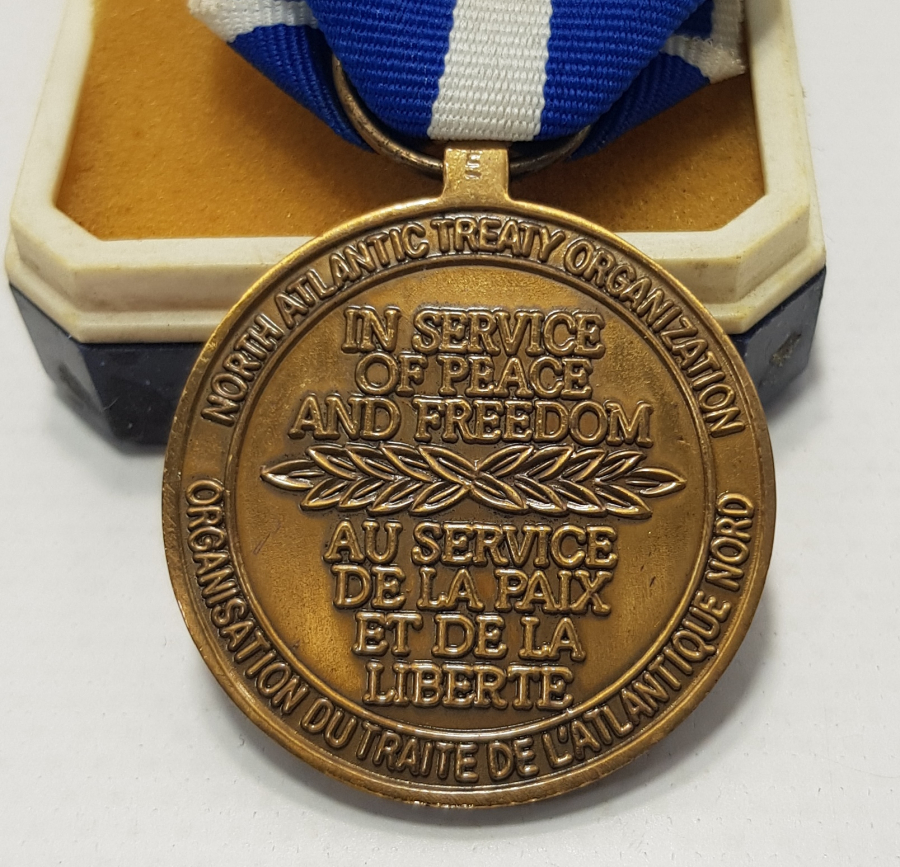 HERŞEYİYLE ORJİNAL BİRLEŞMİŞ MİLLETLER MADALYASI