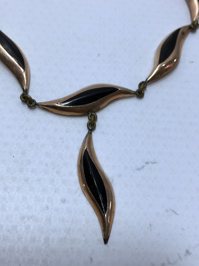 OLTU TAŞINDAN ÖZEL YAPIM ALTIN KOLYE