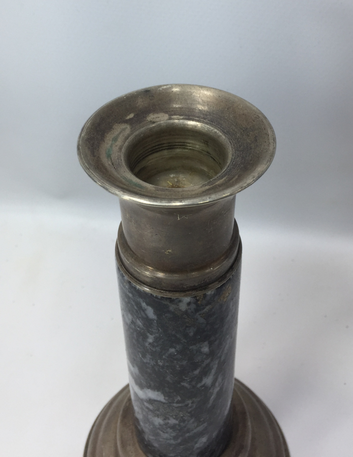 GÜMÜŞ VE MERMERDEN YAPILMIŞ NADİR FORM ŞAMDAN